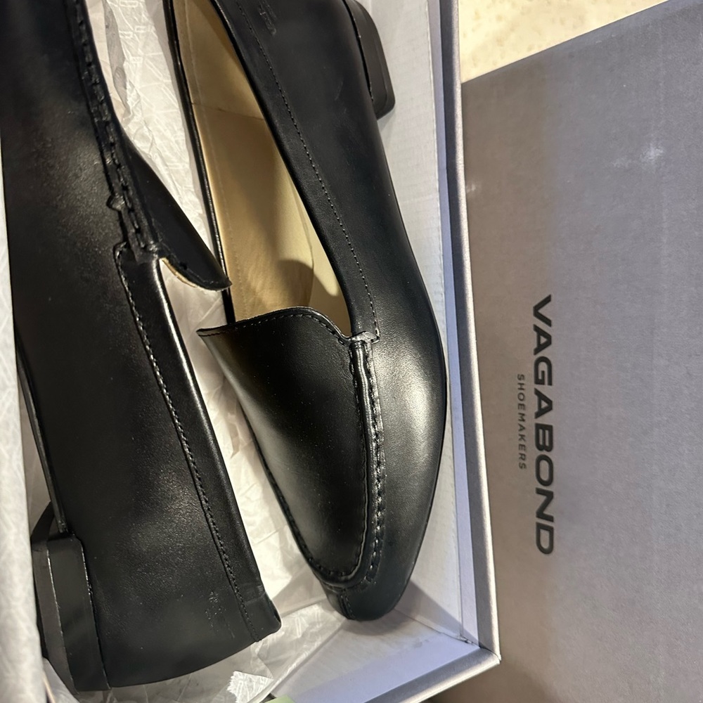 Vagabond Cleo Flat